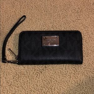MK wristlet